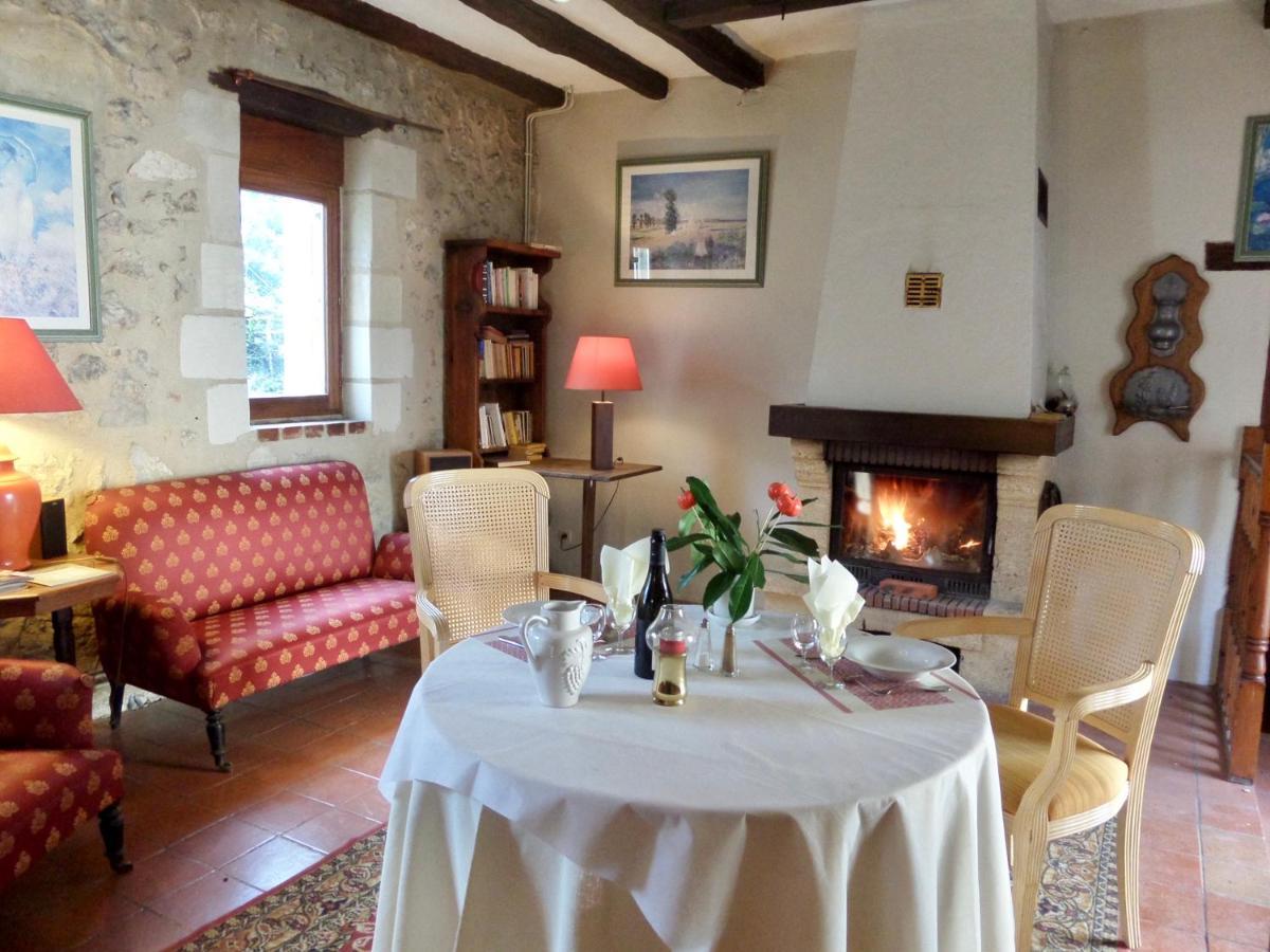 Le Moulin De La Planche Bed & Breakfast Cerelles Ngoại thất bức ảnh
