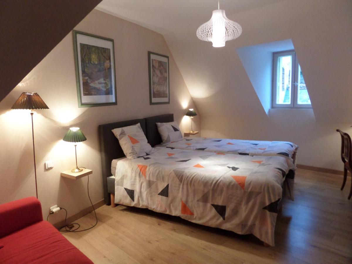 Le Moulin De La Planche Bed & Breakfast Cerelles Ngoại thất bức ảnh